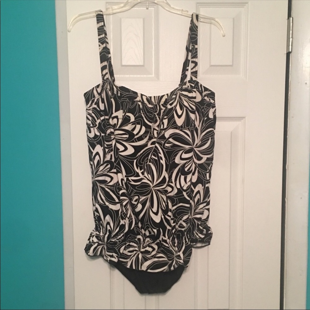 One piece swimsuit